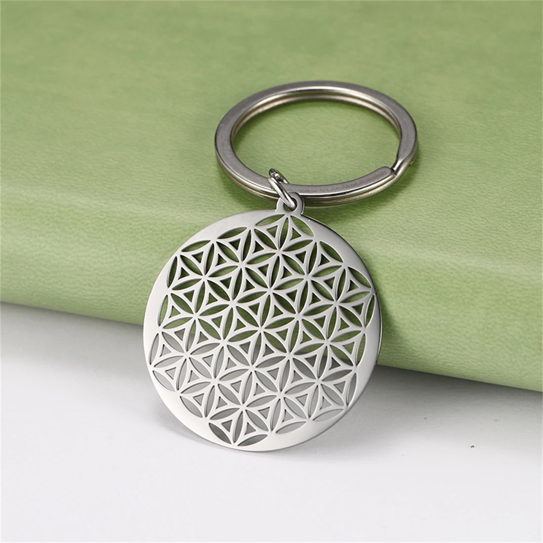 EUEAVAN Hollow Flower of Life Pendant Keychain Stainless Steel Religion Mandala Symbol Keyring Mystical Ancient Egyptian Jewelry