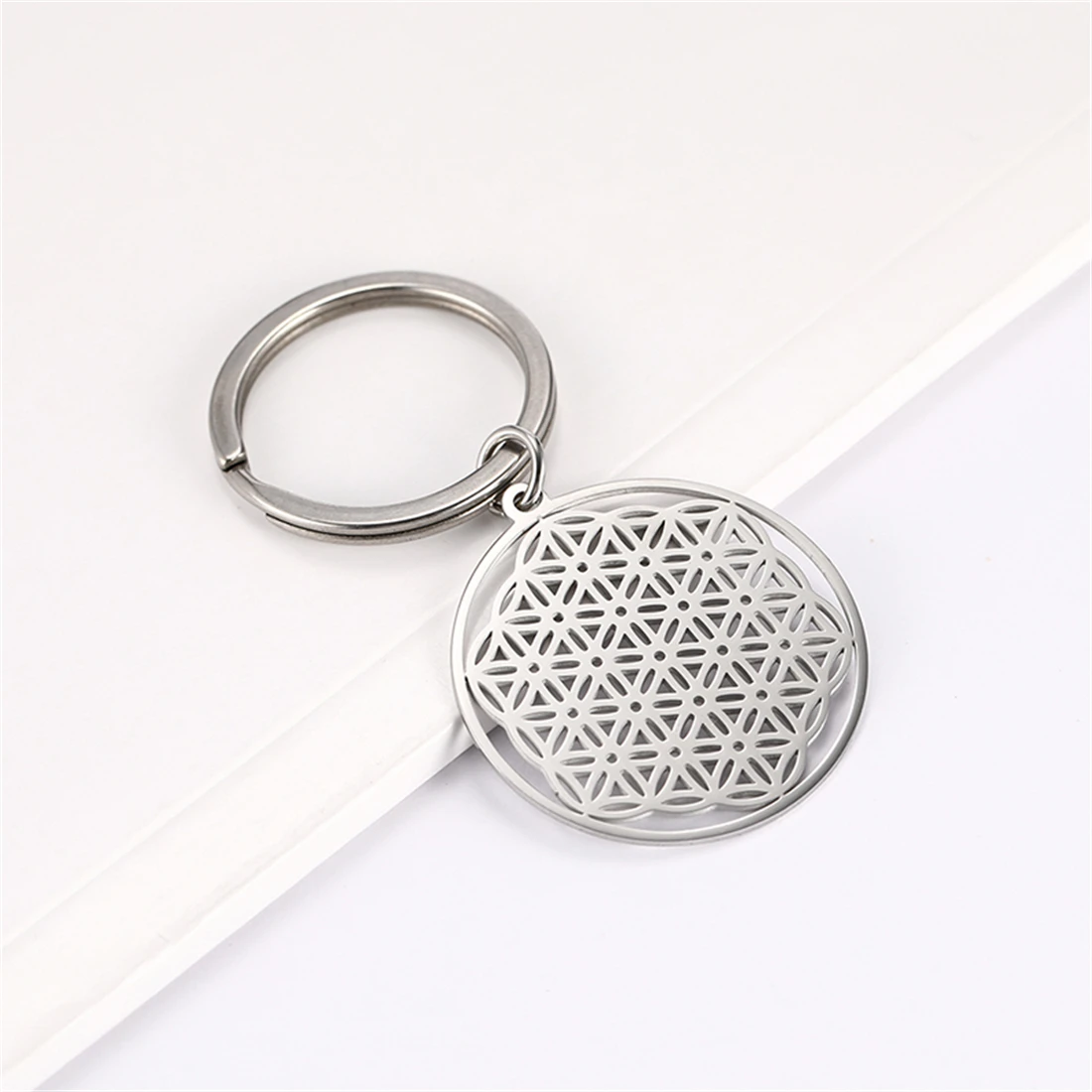 EUEAVAN Hollow Flower of Life Pendant Keychain Stainless Steel Religion Mandala Symbol Keyring Mystical Ancient Egyptian Jewelry