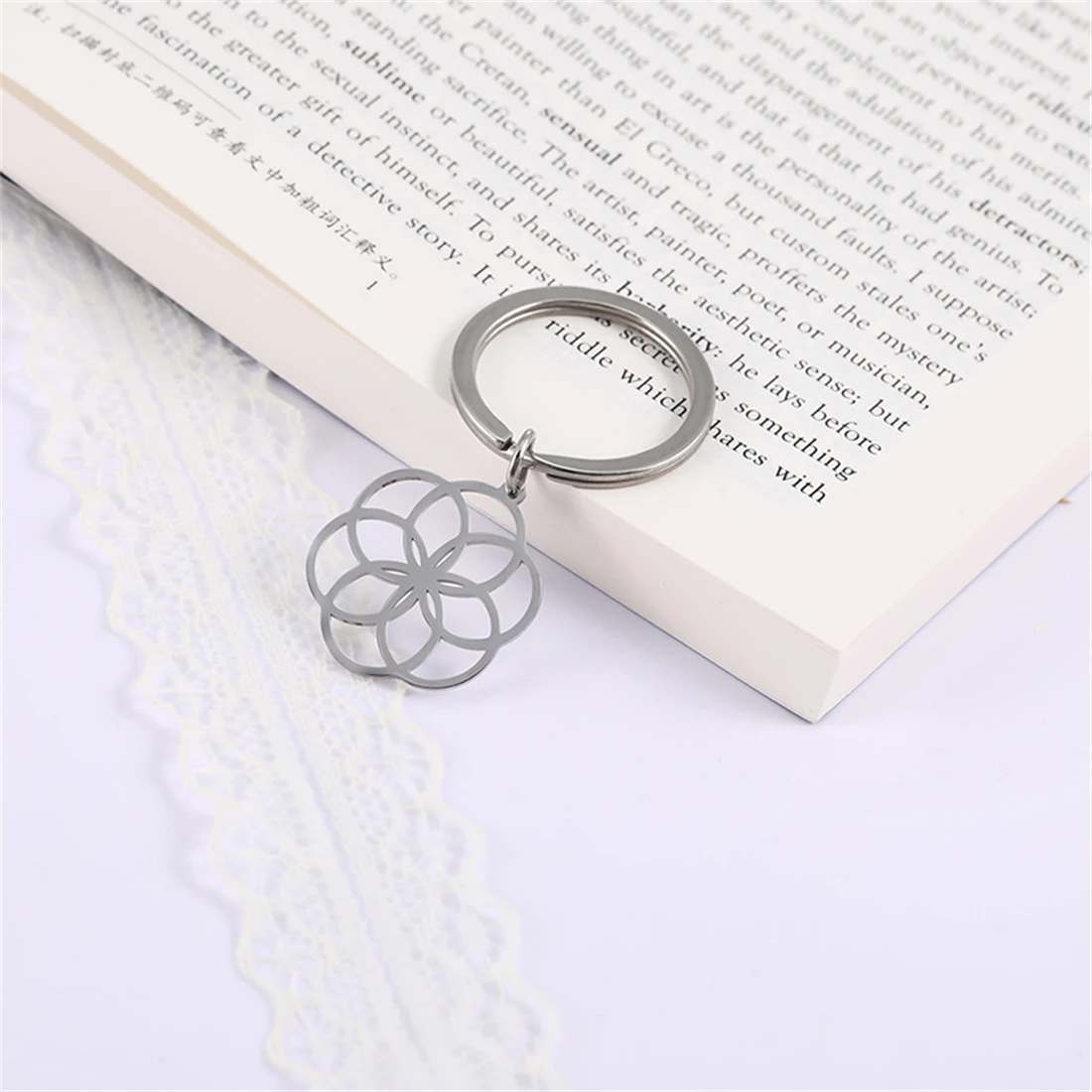 EUEAVAN Hollow Flower of Life Pendant Keychain Stainless Steel Religion Mandala Symbol Keyring Mystical Ancient Egyptian Jewelry
