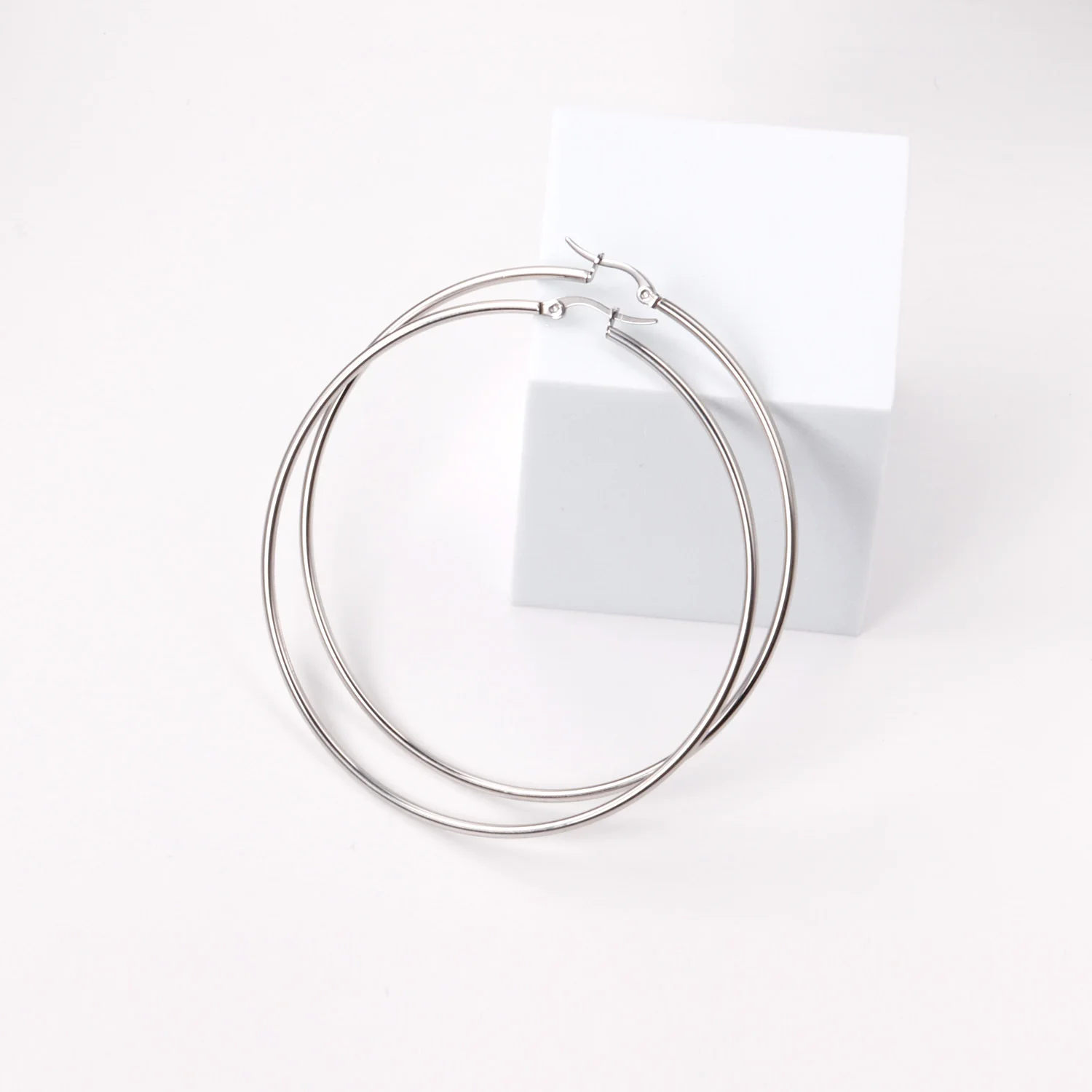 LUXUKISSKIDS серьги 10/20/30/35/45/50/70MM Large Hoop Earrings For Woman/Men Stainless Steel Wholesale Small Round Clips Jewelry