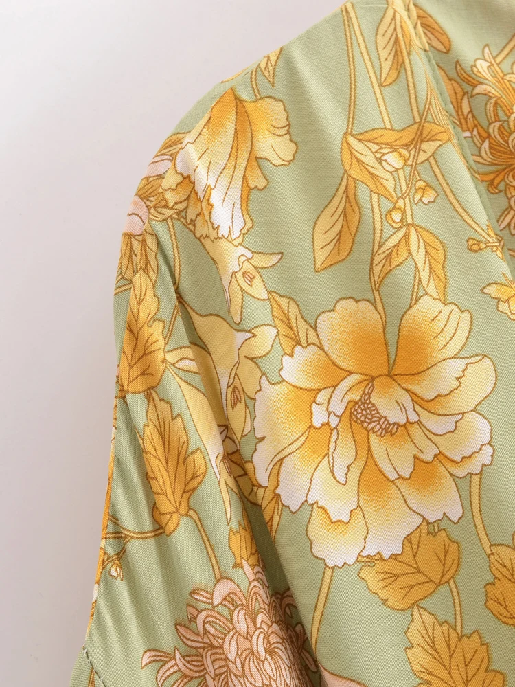 Boho Queens Vintage Women Floral Print Sashes Bohemian Kimono Ladies V Neck Batwing Sleeves Rayon Maxi Robe Cover-ups