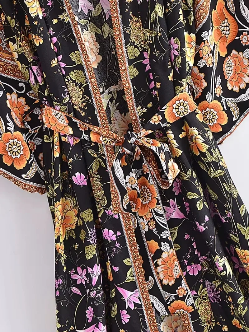 Boho Queens Vintage Women Floral Print Sashes Bohemian Kimono Ladies V Neck Batwing Sleeves Rayon Maxi Robe Cover-ups