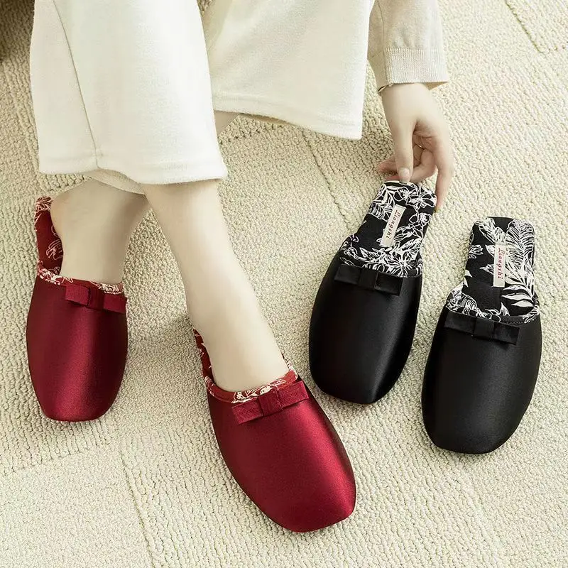 New Women's Autumn Winter Silk Baotou Slippers Rubber Sole Lovely Bow Home Slippers Non Slip High Quality Floor Silent Slippers