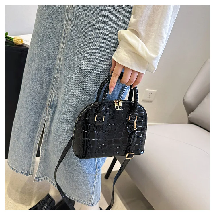 Retro Shoulder Bag Fashion Pu Leather New Women's Bag Waterproof Crocodile Pattern Versatile Crossbody Bag Hand Bags for Women