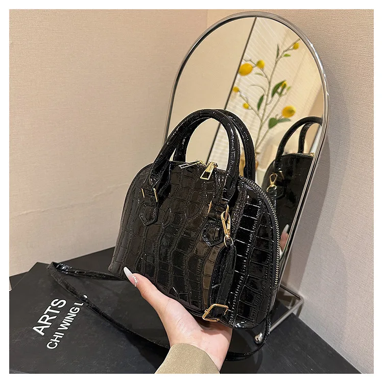 Retro Shoulder Bag Fashion Pu Leather New Women's Bag Waterproof Crocodile Pattern Versatile Crossbody Bag Hand Bags for Women