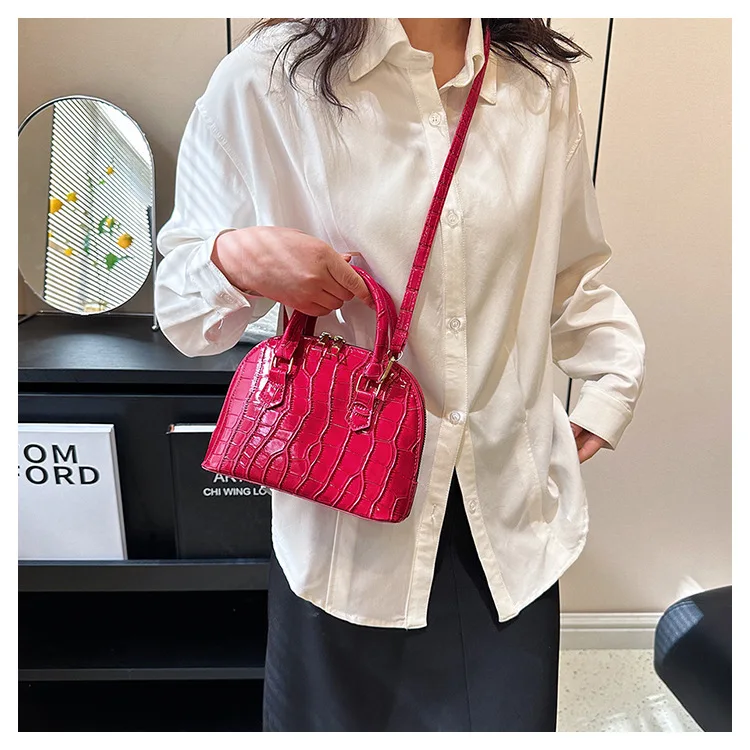 Retro Shoulder Bag Fashion Pu Leather New Women's Bag Waterproof Crocodile Pattern Versatile Crossbody Bag Hand Bags for Women