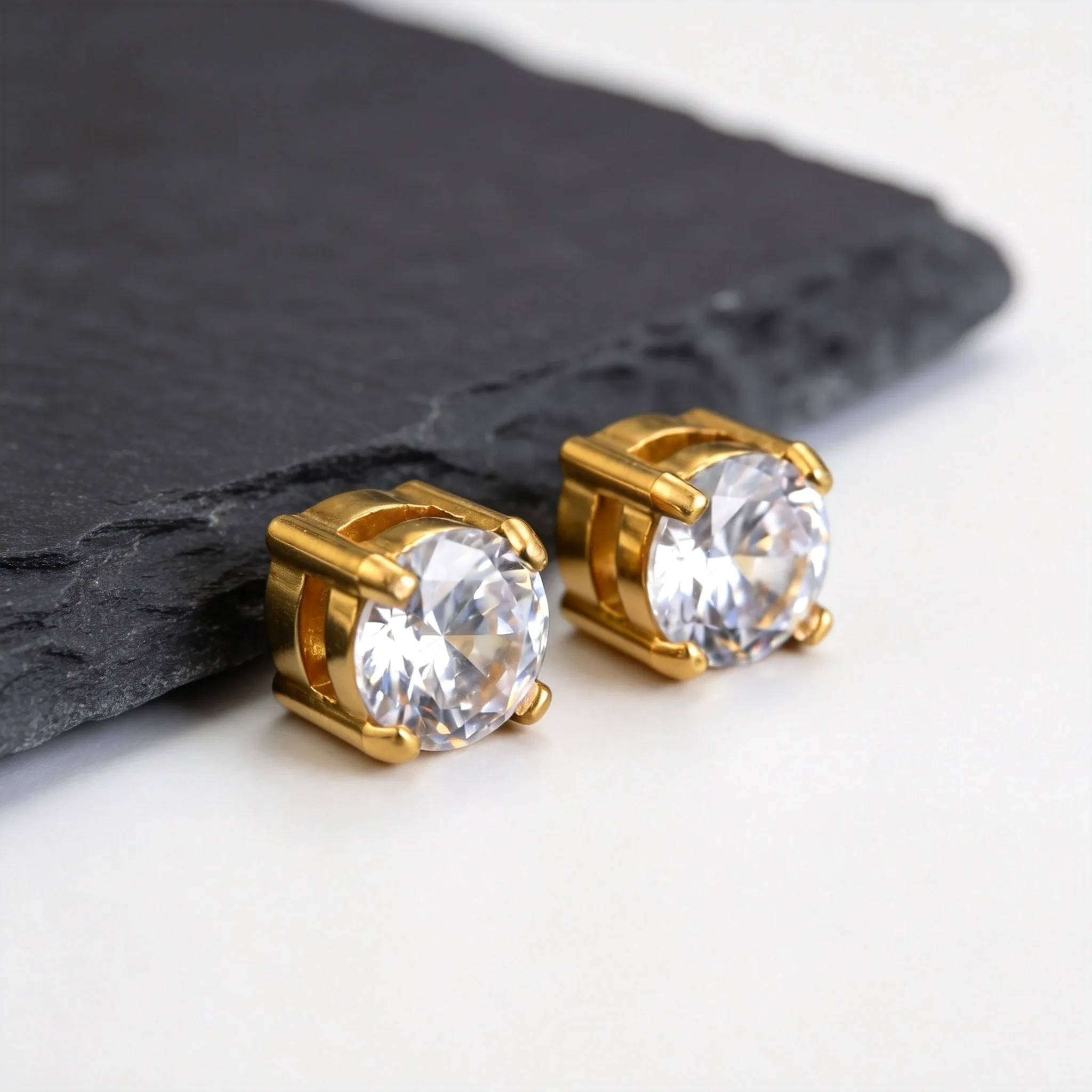 Hip-hop Zircon Magnetic Clip Earrings for Men Women,Anti Allergy Stainless Steel Non Piercing Ear Clip,Casual Unisex Jewelry