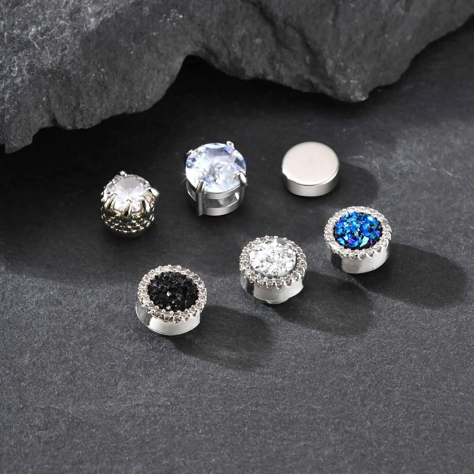 Hiphop Clip Earring for Men Women,Fashion Small Round Metal Magnetic Earrings,Non-pierced Magnetic Studs Jewelry Gift