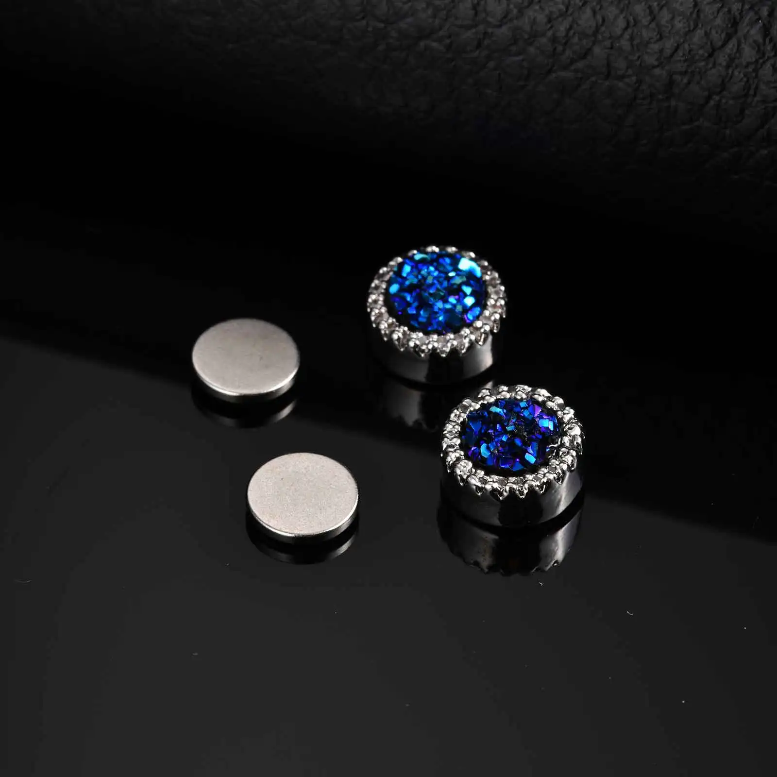 Hiphop Clip Earring for Men Women,Fashion Small Round Metal Magnetic Earrings,Non-pierced Magnetic Studs Jewelry Gift