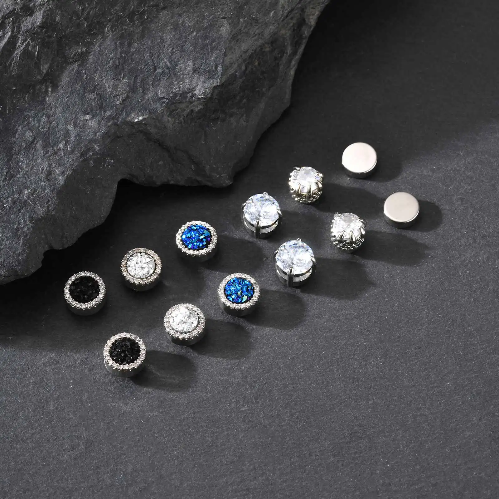 Hiphop Clip Earring for Men Women,Fashion Small Round Metal Magnetic Earrings,Non-pierced Magnetic Studs Jewelry Gift