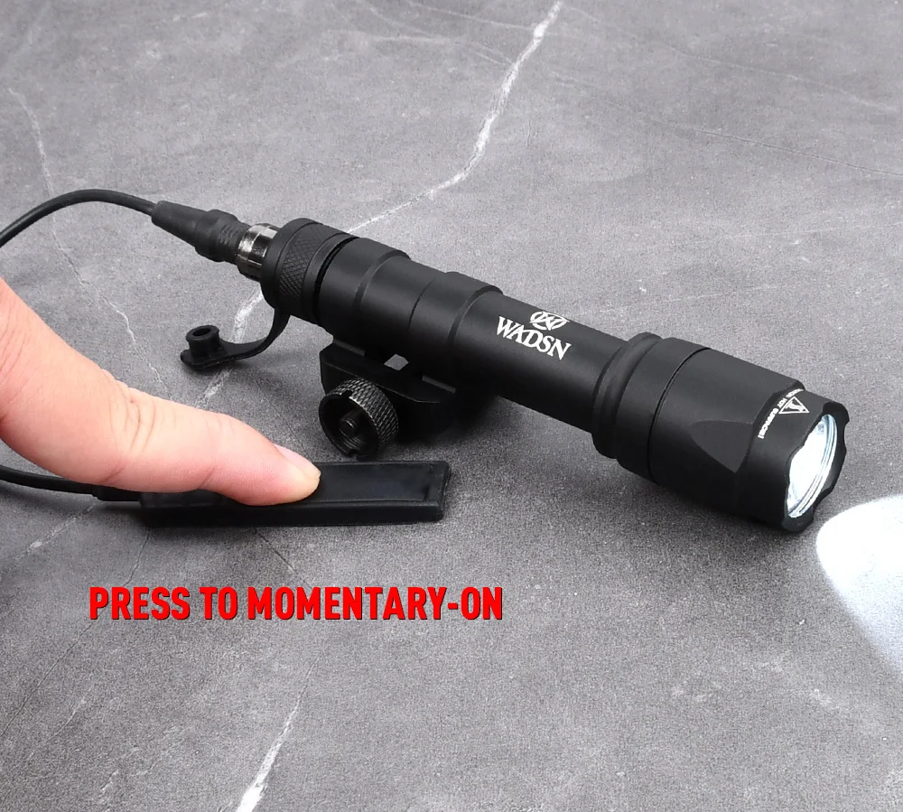 Tactical SF M300 M600B M600C Gun Light Picatinny Rail Compatible Flashlight Scout Light Pistol And Rifle Illumination Tool