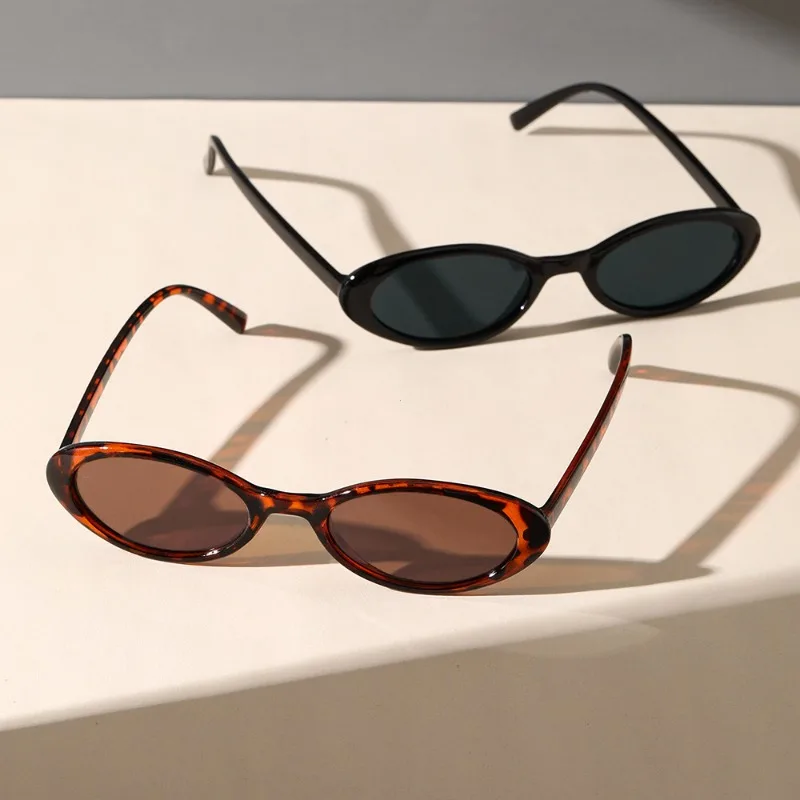 Retro Small Oval Frame Riding Sunglasses Women Fashion Black Cow Color Sun Glasses Fashion Shades Polarized Eyewear UV400