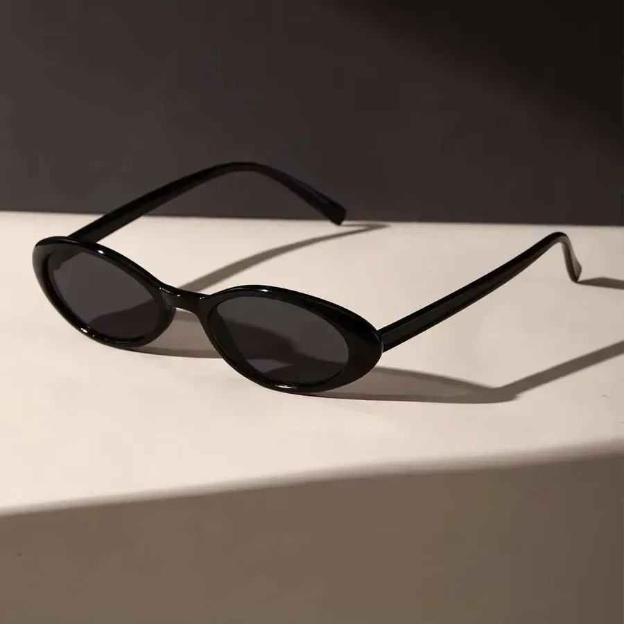 1Pc Sexy and Fashionable Small Oval Sunglasses Retro Fashion Leopard Print Frame Sunglasses Suitable for Travel and Vacation