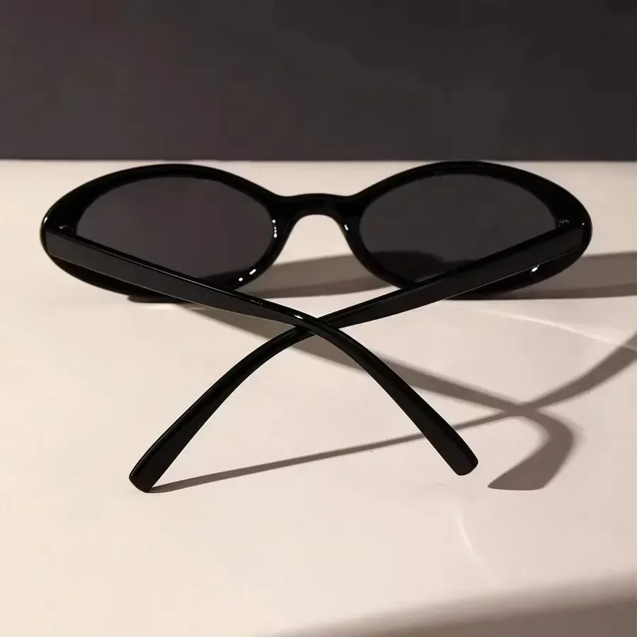 1Pc Sexy and Fashionable Small Oval Sunglasses Retro Fashion Leopard Print Frame Sunglasses Suitable for Travel and Vacation