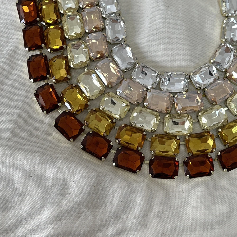 Luxury Cut Colored Crystal Necklace for Women Simple Sparkling Rectangular Glass Set Fashion Necklace