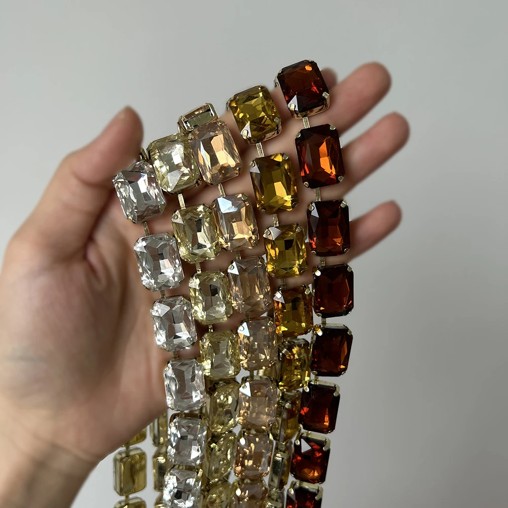 Luxury Cut Colored Crystal Necklace for Women Simple Sparkling Rectangular Glass Set Fashion Necklace