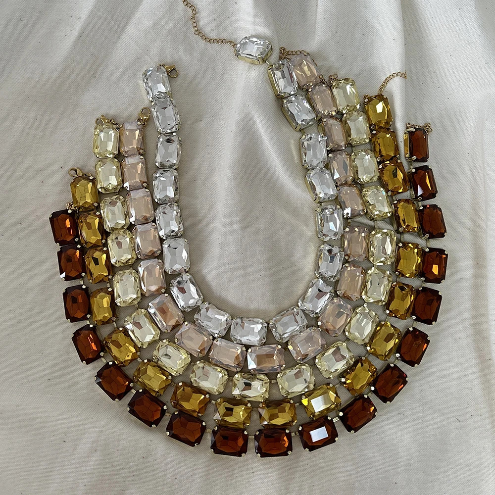 Luxury Cut Colored Crystal Necklace for Women Simple Sparkling Rectangular Glass Set Fashion Necklace