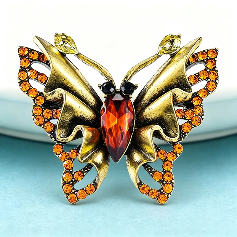 Wuli&baby Vintage Butterfly Brooches For Women Unisex Gothic Elegant Insects Party Office Brooch Pin Gifts