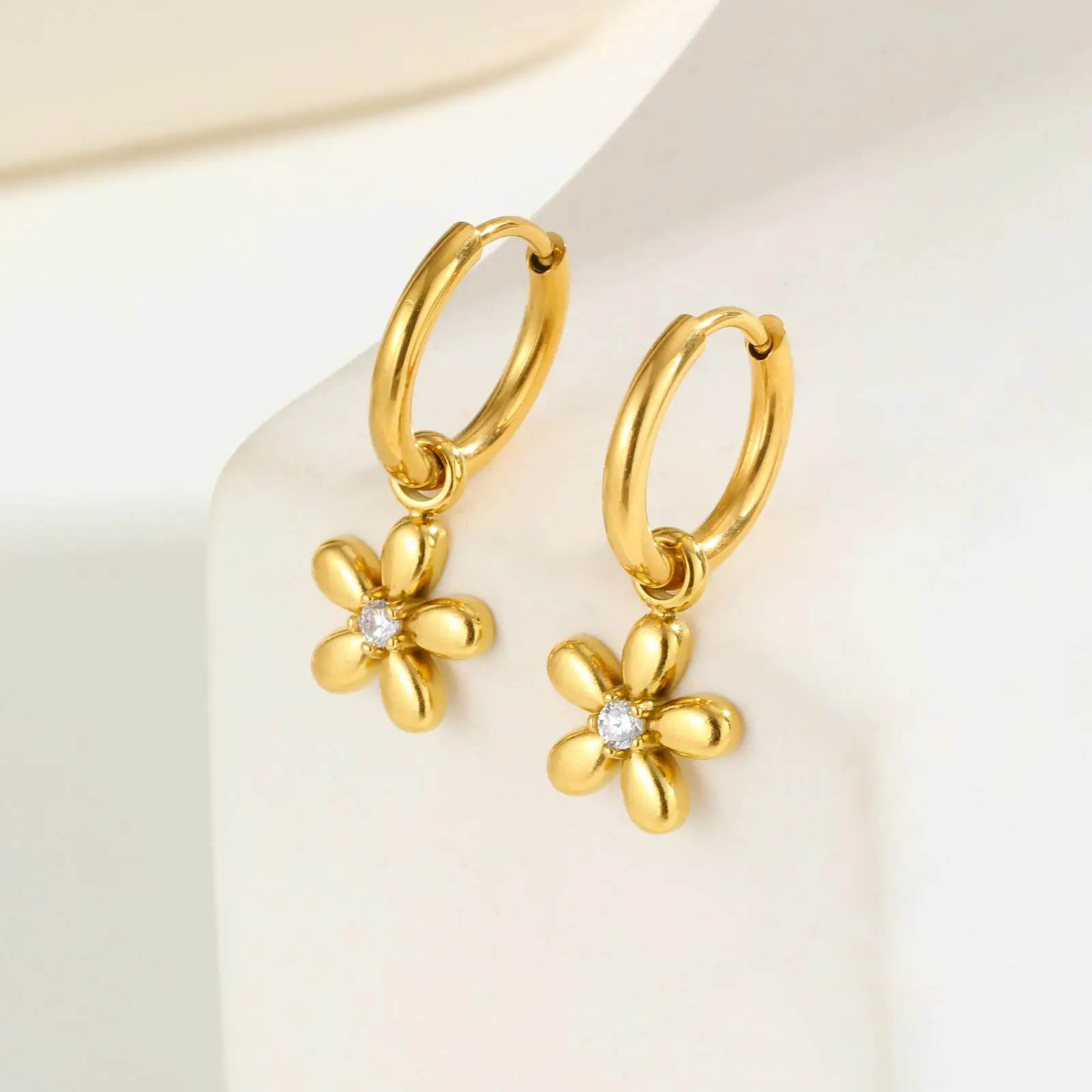 Exquisite Zircon Flower Hoop Earrings for Women,Gold Color Stainless Steel Earrings,Fashion Jewelry Gift