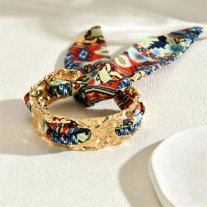 European and American Vintage Leopard Print Silk Scarf Open Bangle for Women Fashionable Colorful Pattern Cuff Bracelet Jewelry