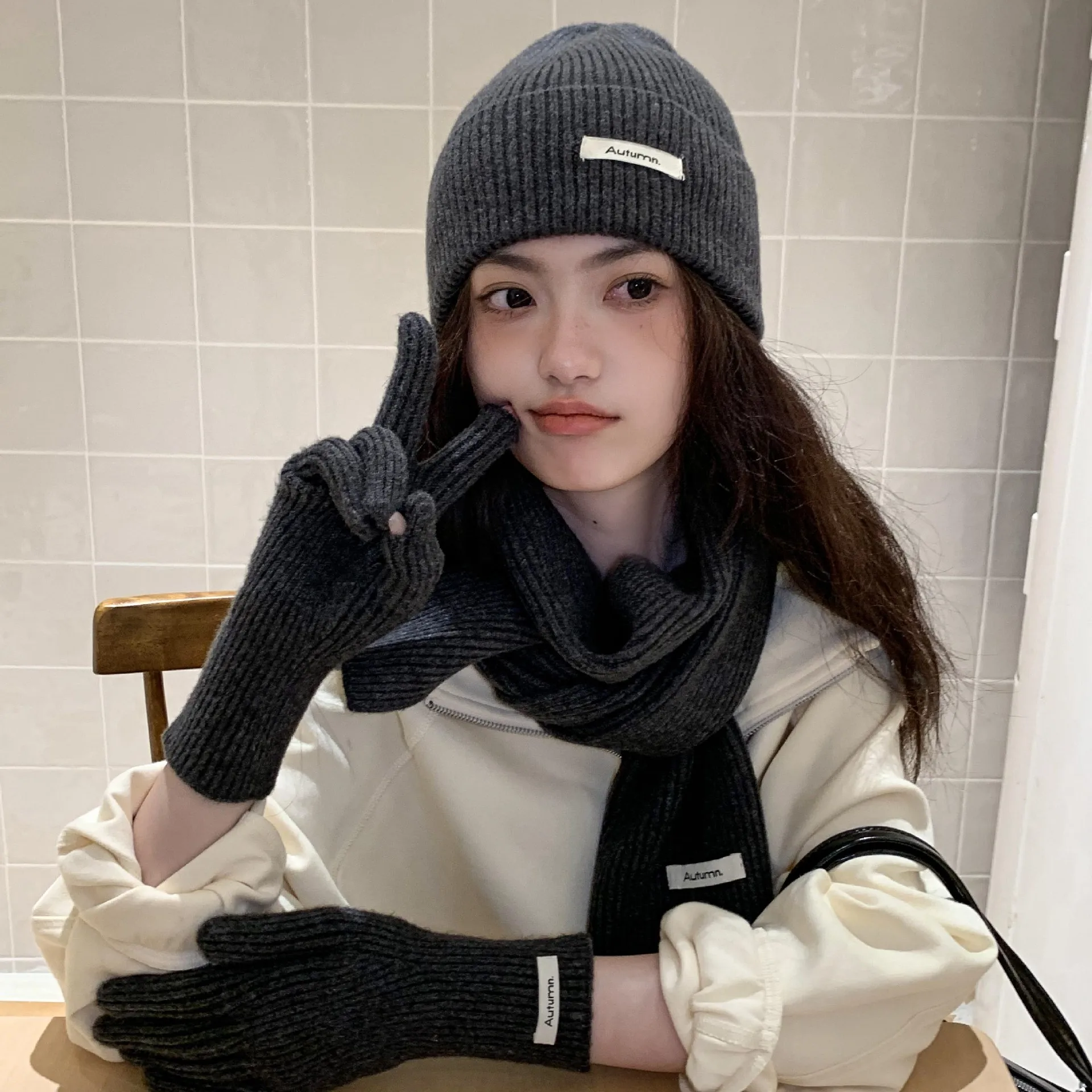 Korean Three-piece Set Scarves Gloves Women Autumn Winter Warm Knitted Hat Touch Screen Gloves Solid Color Women's Glove Sets
