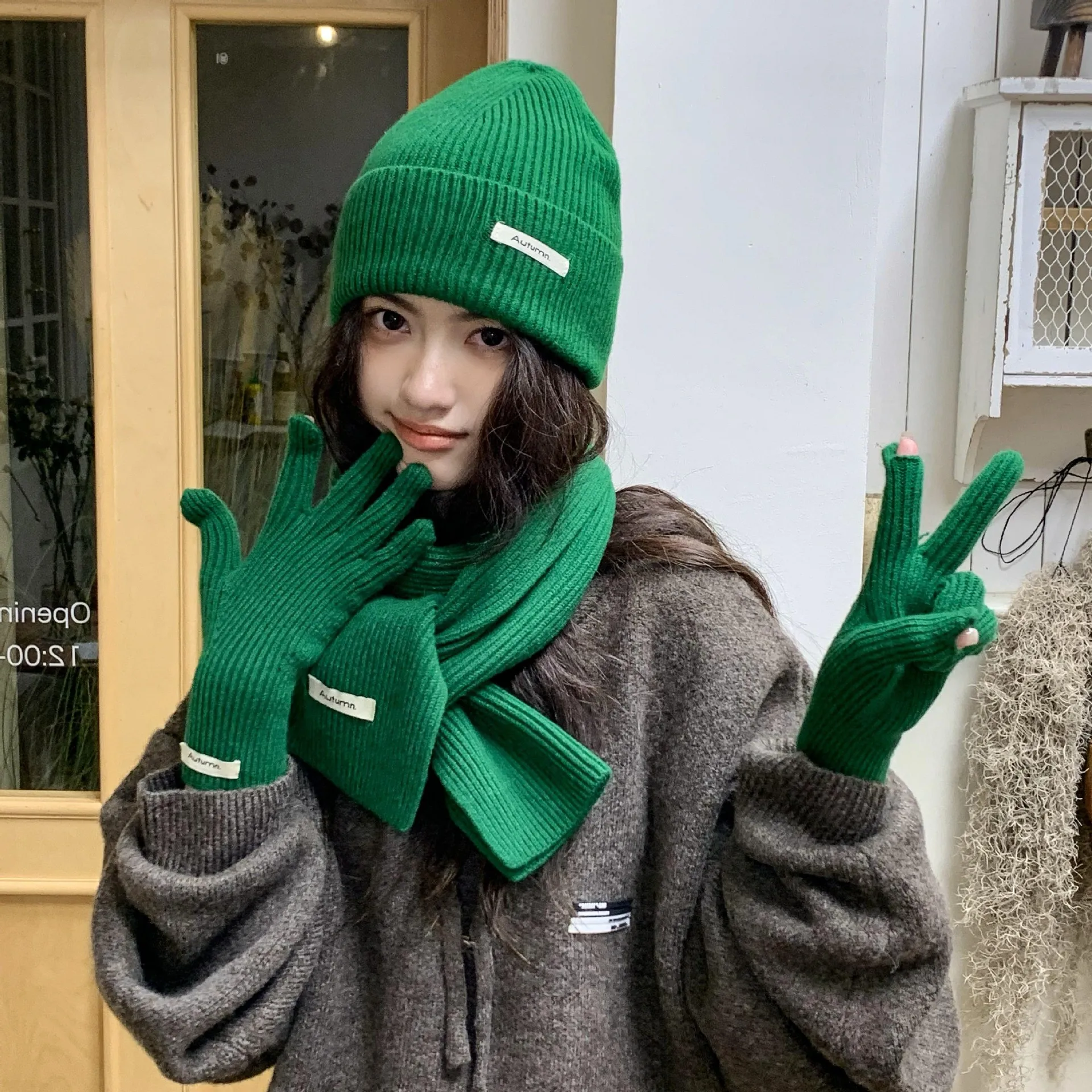 Korean Three-piece Set Scarves Gloves Women Autumn Winter Warm Knitted Hat Touch Screen Gloves Solid Color Women's Glove Sets
