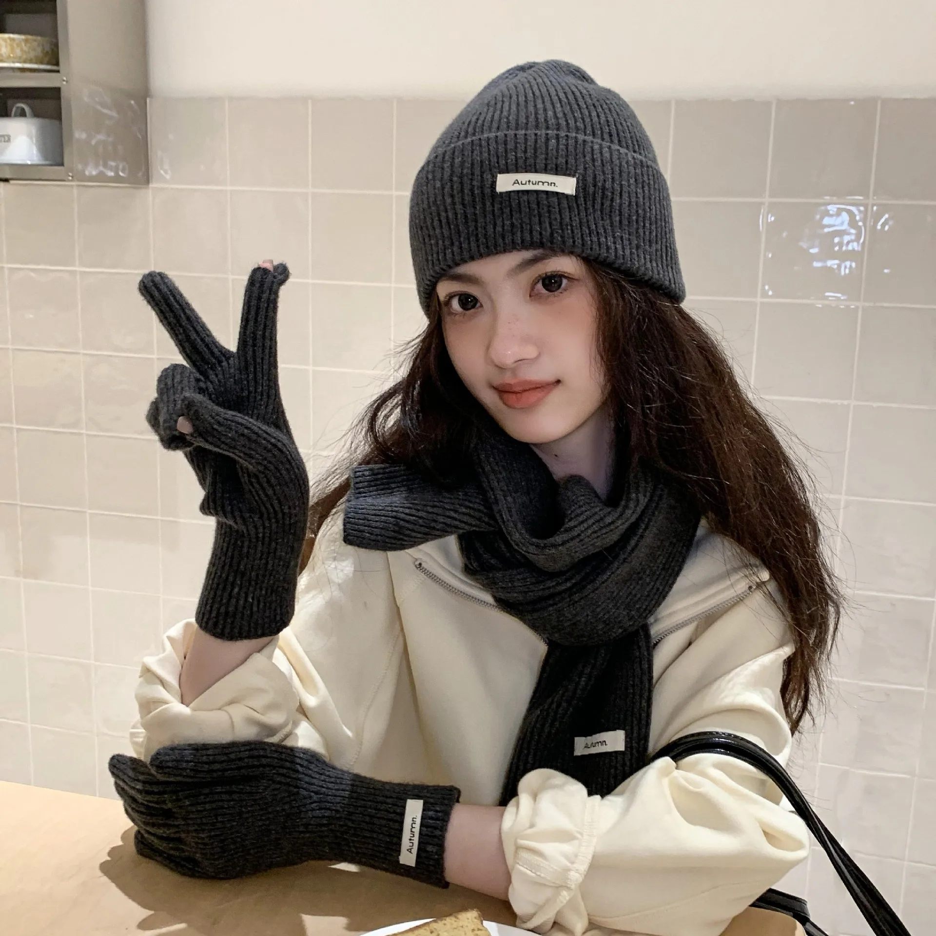 Korean Three-piece Set Scarves Gloves Women Autumn Winter Warm Knitted Hat Touch Screen Gloves Solid Color Women's Glove Sets
