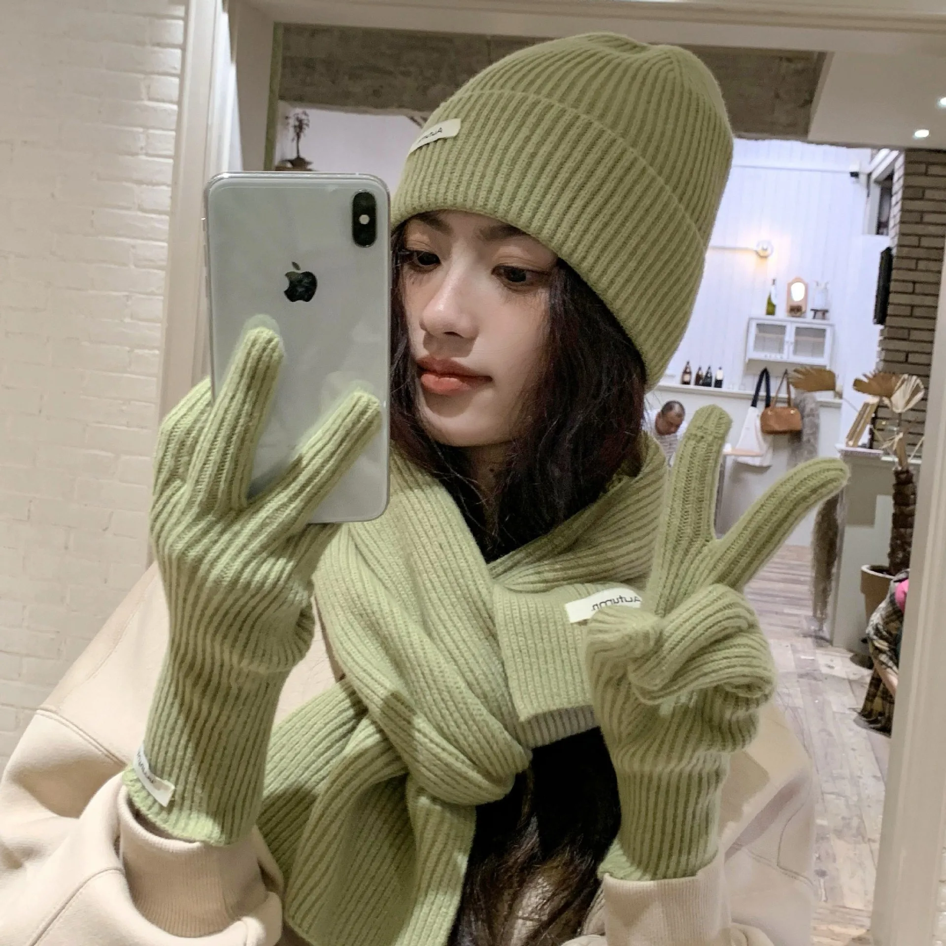 Korean Three-piece Set Scarves Gloves Women Autumn Winter Warm Knitted Hat Touch Screen Gloves Solid Color Women's Glove Sets
