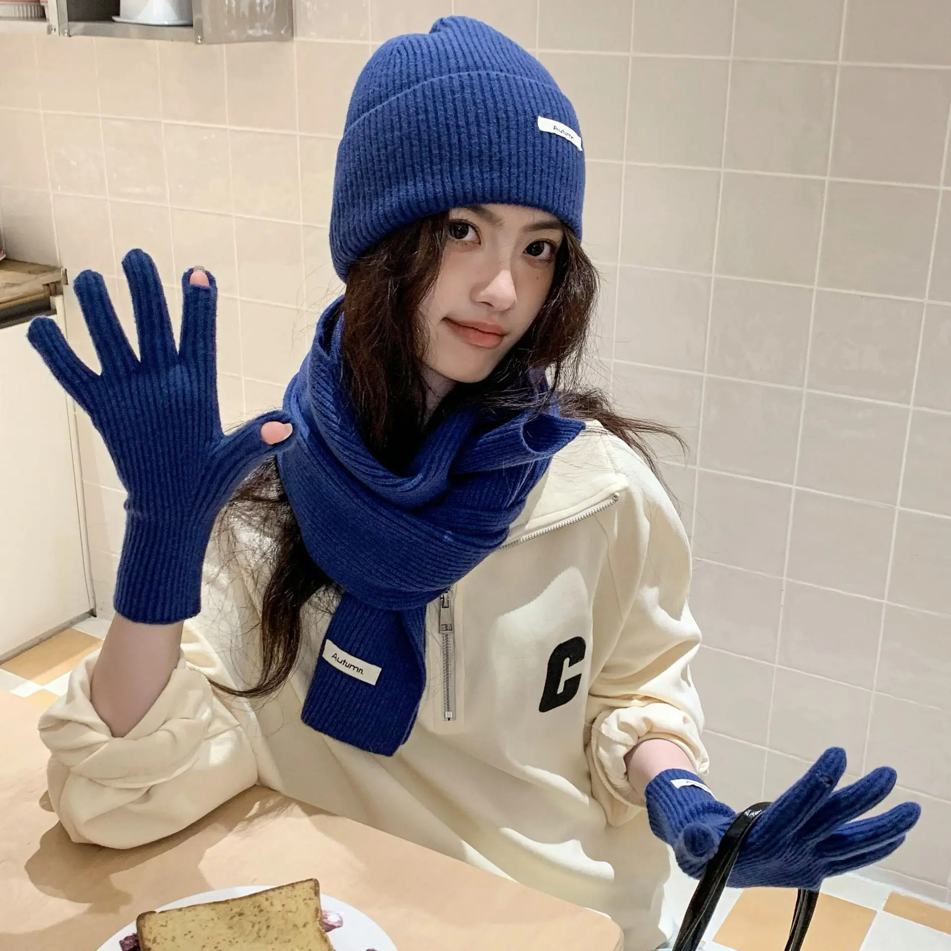 Korean Three-piece Set Scarves Gloves Women Autumn Winter Warm Knitted Hat Touch Screen Gloves Solid Color Women's Glove Sets