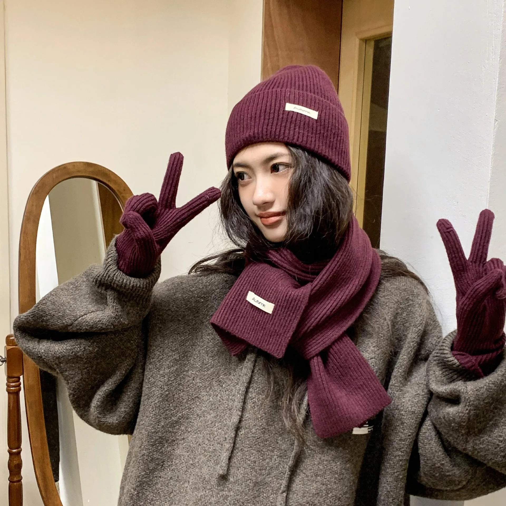 Korean Three-piece Set Scarves Gloves Women Autumn Winter Warm Knitted Hat Touch Screen Gloves Solid Color Women's Glove Sets