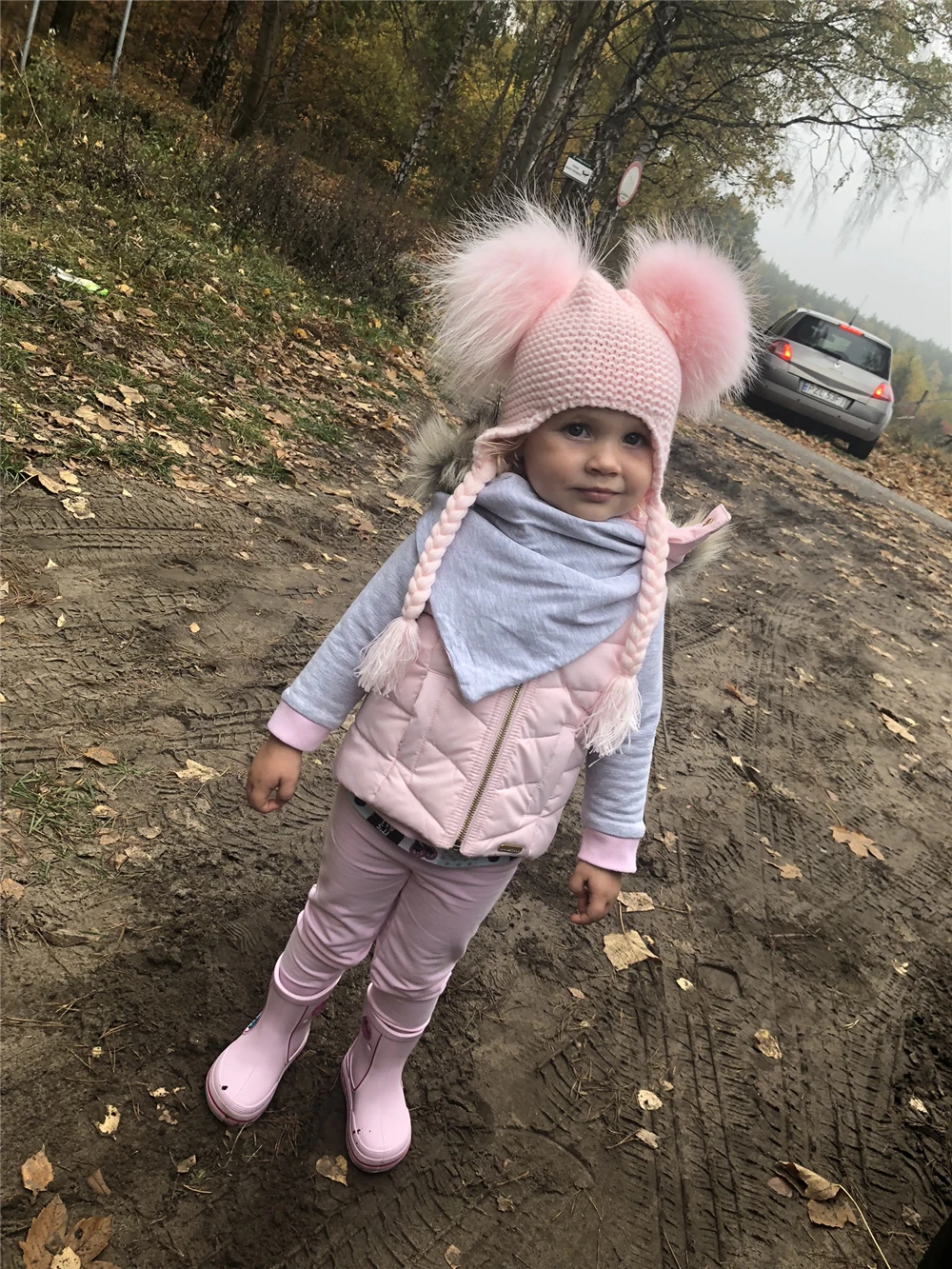 Jaxmonoy Kids Winter Hat and Scarf Set Children's Warm Knit Beanie Real Raccoon Fur Pompom Beanie&Scarf Set for Boys and Girls
