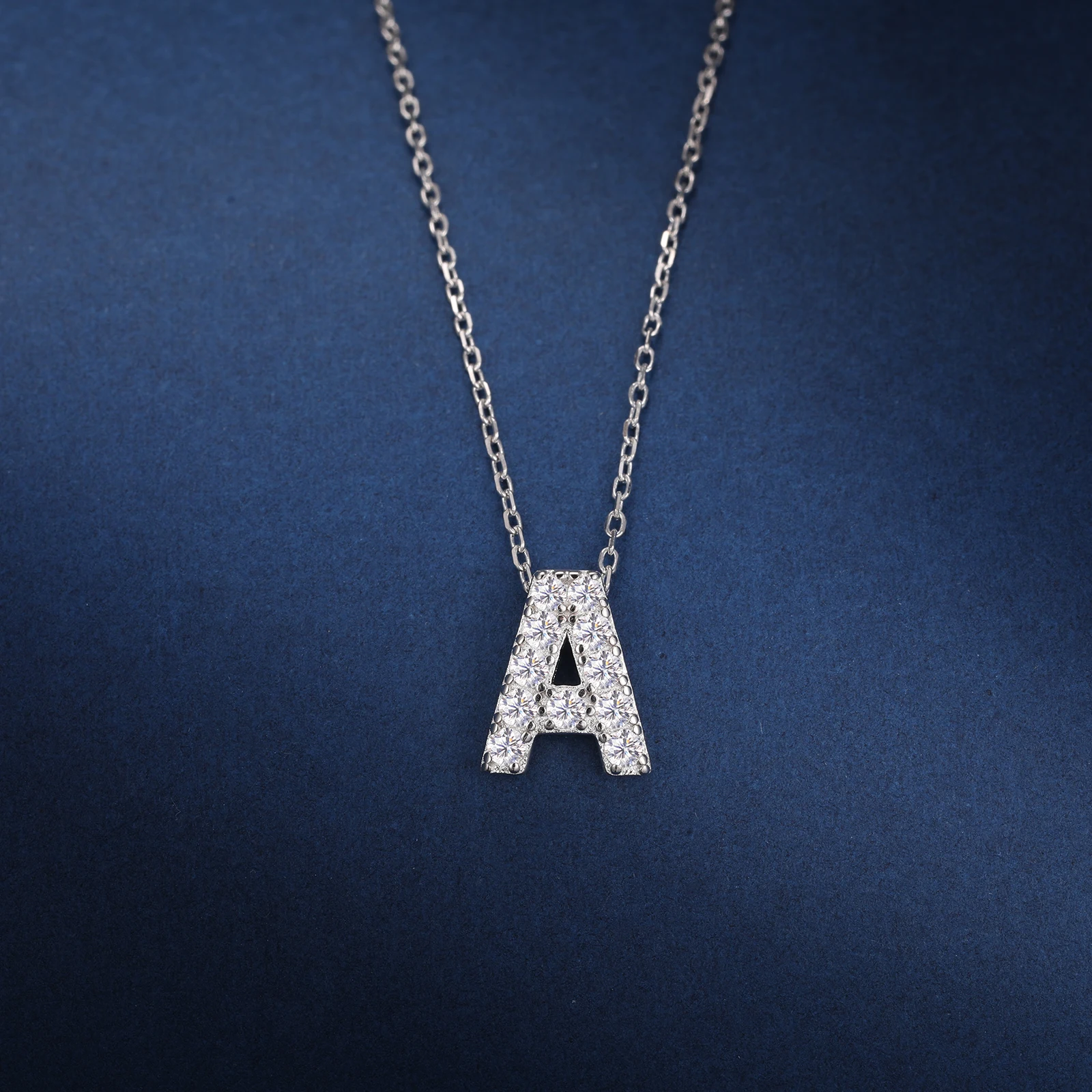 Simple 925 Silver Moissanite 26 Letter Pendant Necklace Fashion Women A-Z Initials Choker Clavicle Chain Jewelry Christmas Gifts