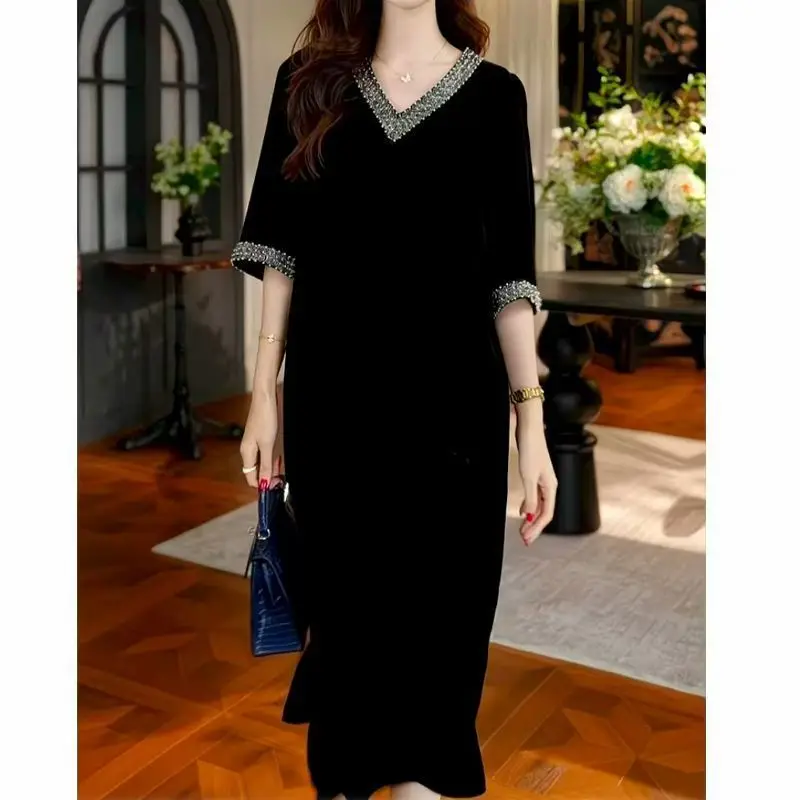 Lady Dress 2025 New Spring And Autumn Popular Light Luxury High-End thin elastic Mother High-End Velvet Dresses Red Black