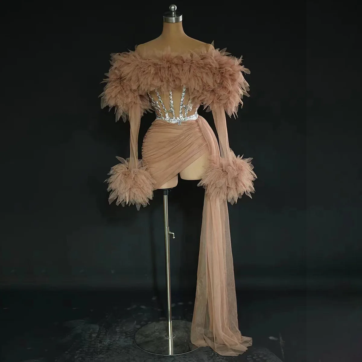 Sexy See Thru Red Prom Dresses with Sleeve Mini Length Ruffled Tulle Night Club Party Dress Spaghetti Chic Cocktail Dresses