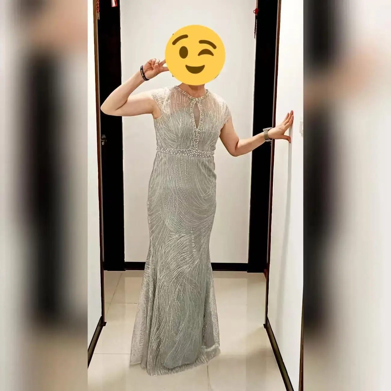 Gorgeous Sexy Round Neck Sequined Mermaid Long Formal Evening Dress Silver With Sleeves