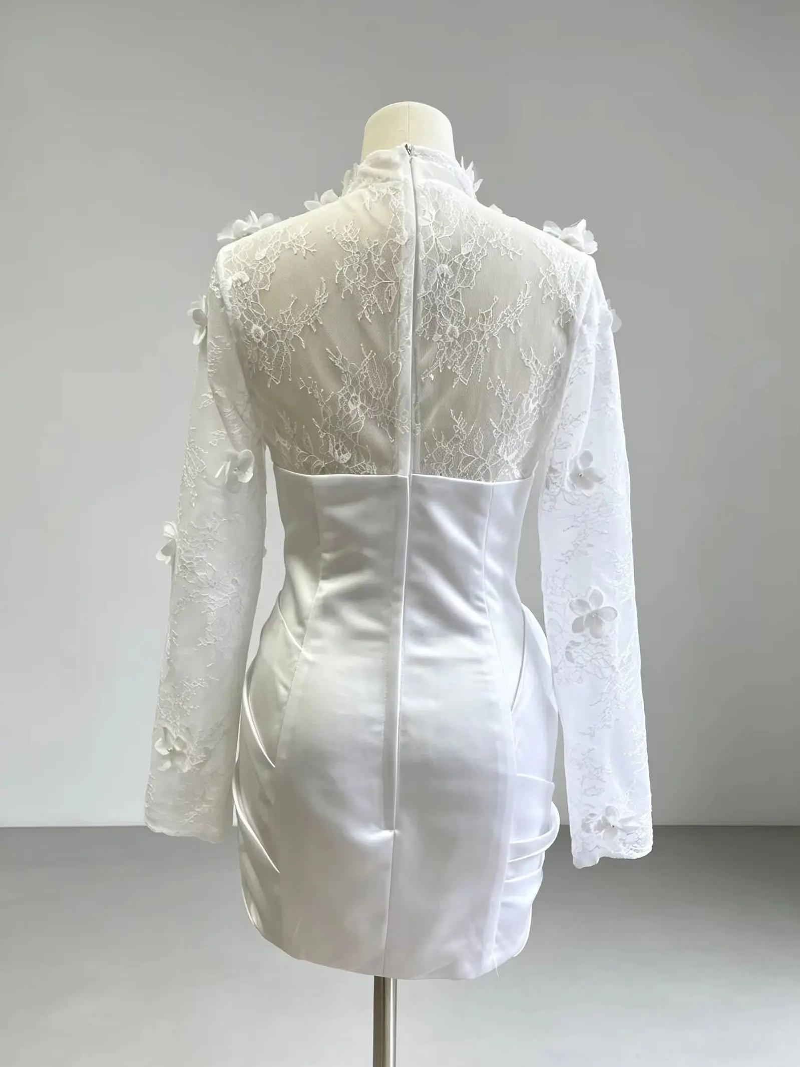 2026 New Elegant White Lace Dress High Neck Long Lace Sleeves Asymmetrical Short Skirt 3D Floral Appliques Wedding Party Dress H