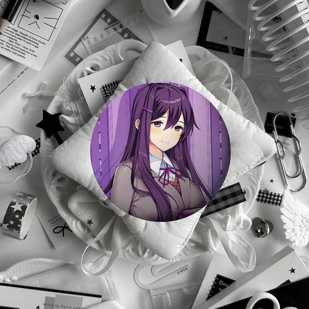 Anime D-Doki Doki Literature Club! Brooches Stylish Ornament Pins Exquisite Round Badge Bag Accessories Jewelry Gifts