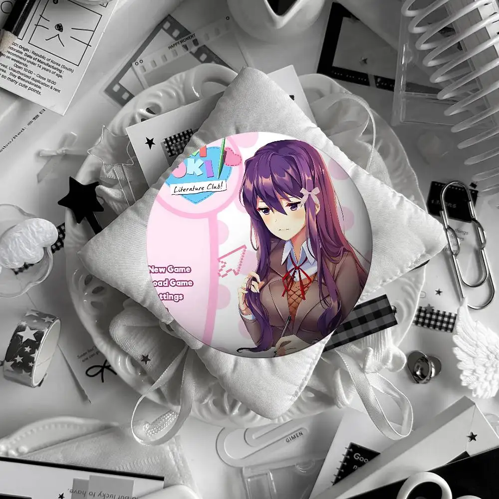 Anime D-Doki Doki Literature Club! Brooches Stylish Ornament Pins Exquisite Round Badge Bag Accessories Jewelry Gifts