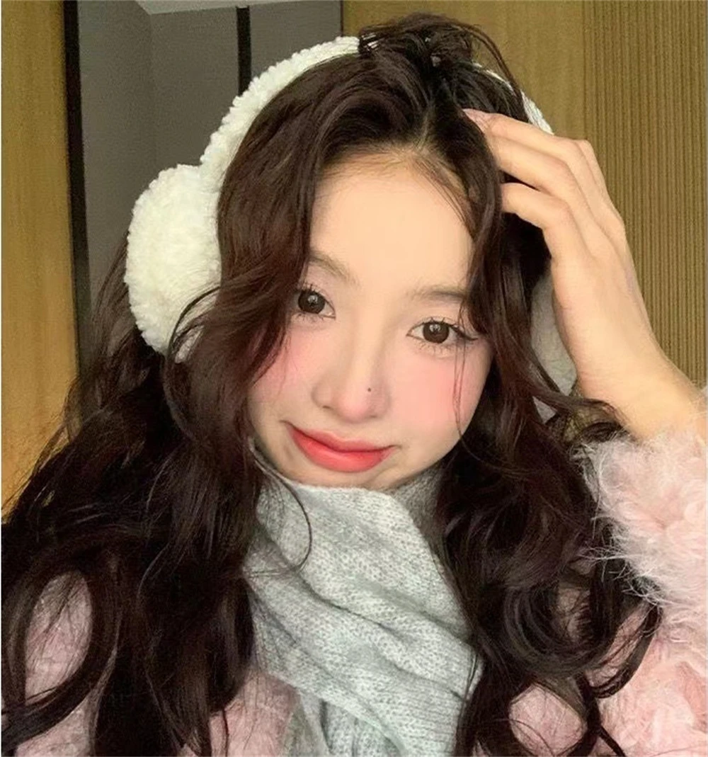 Cute Plush Headphones Winter Earmuffs Women's Warm Soft Ear Covers Imitation Cashmere Hair Band Fashion Earflap Outdoor Supplies