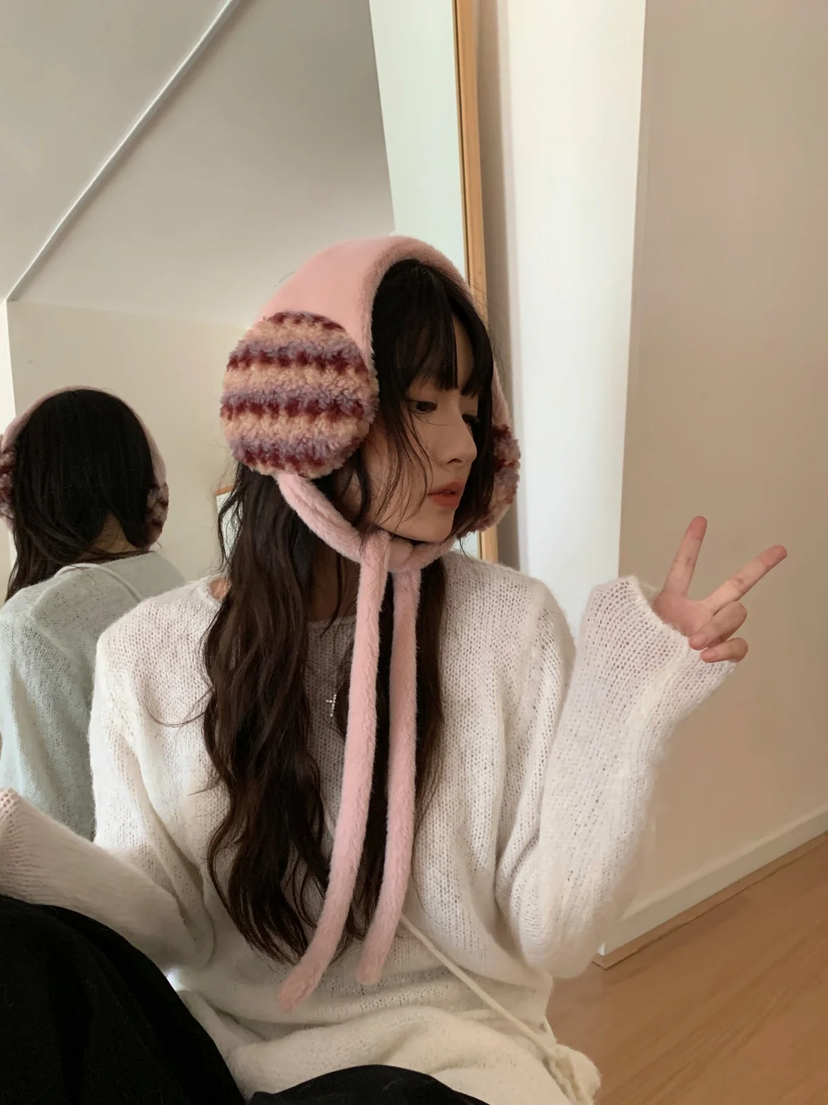 Korean Sweet Pink Hand-knitted Plush Earmuffs for Women Autumn and Winter Travel To Keep Warm and Versatile Hair Accessories