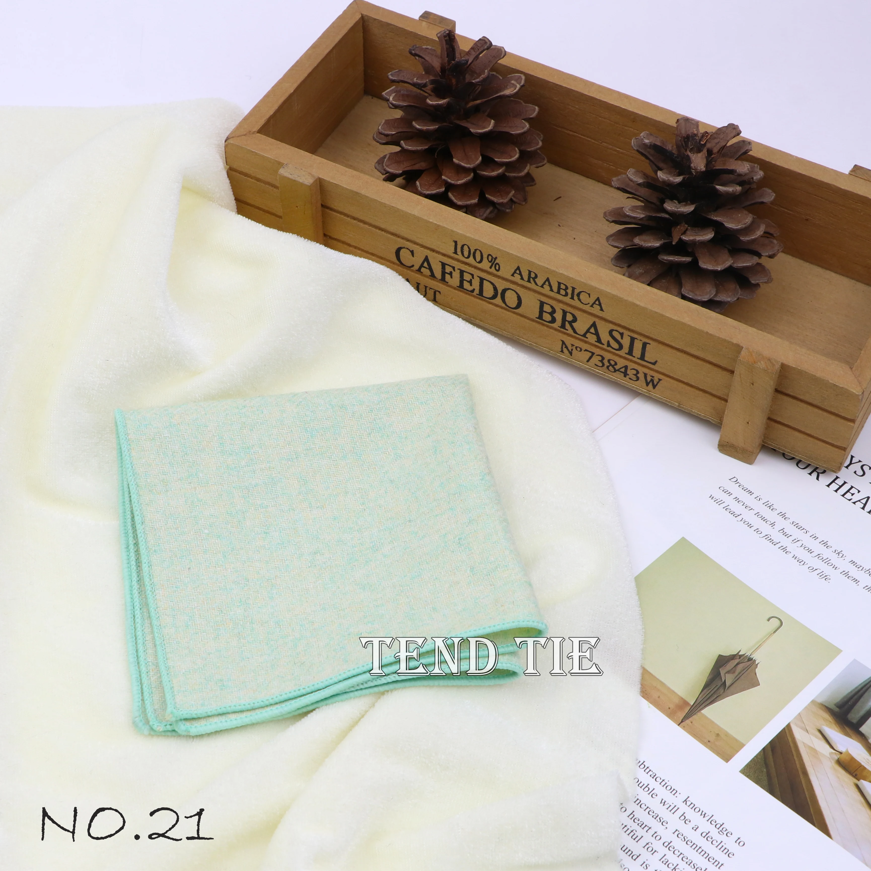 Men's and Women's Sunshine Style Wool Pocket Square Color Handkerchief Leisure Scarf 23cm