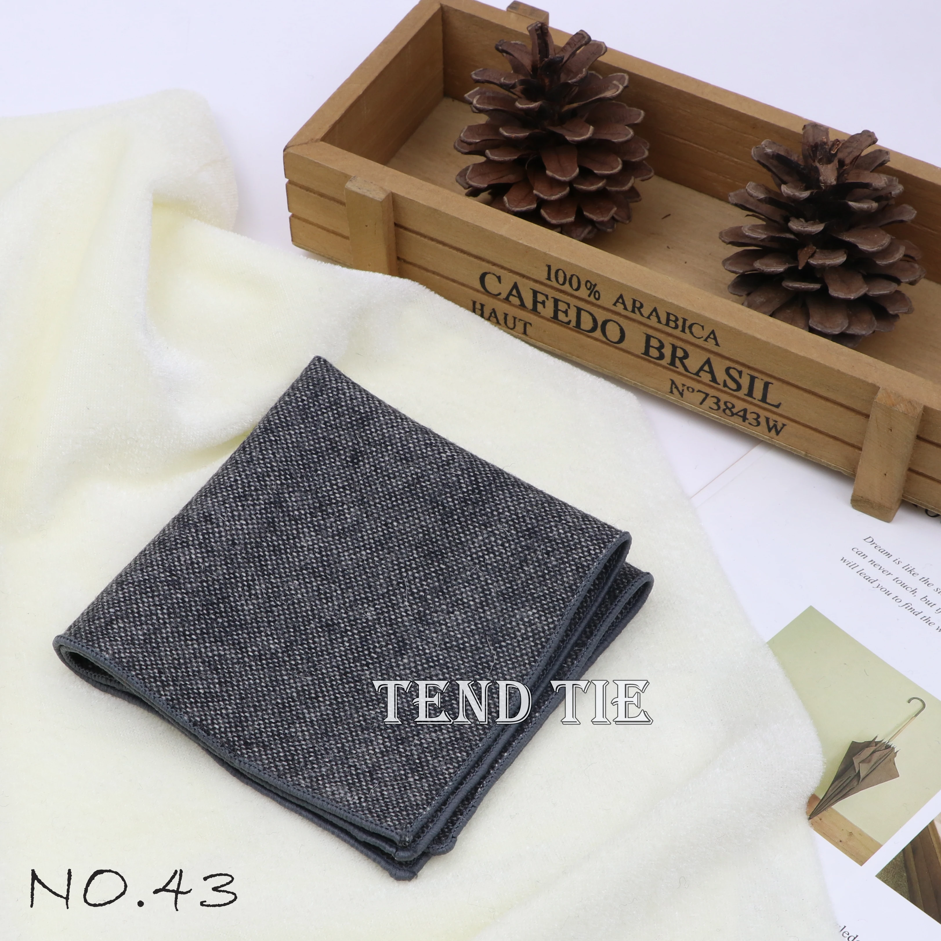 Men's and Women's Sunshine Style Wool Pocket Square Color Handkerchief Leisure Scarf 23cm