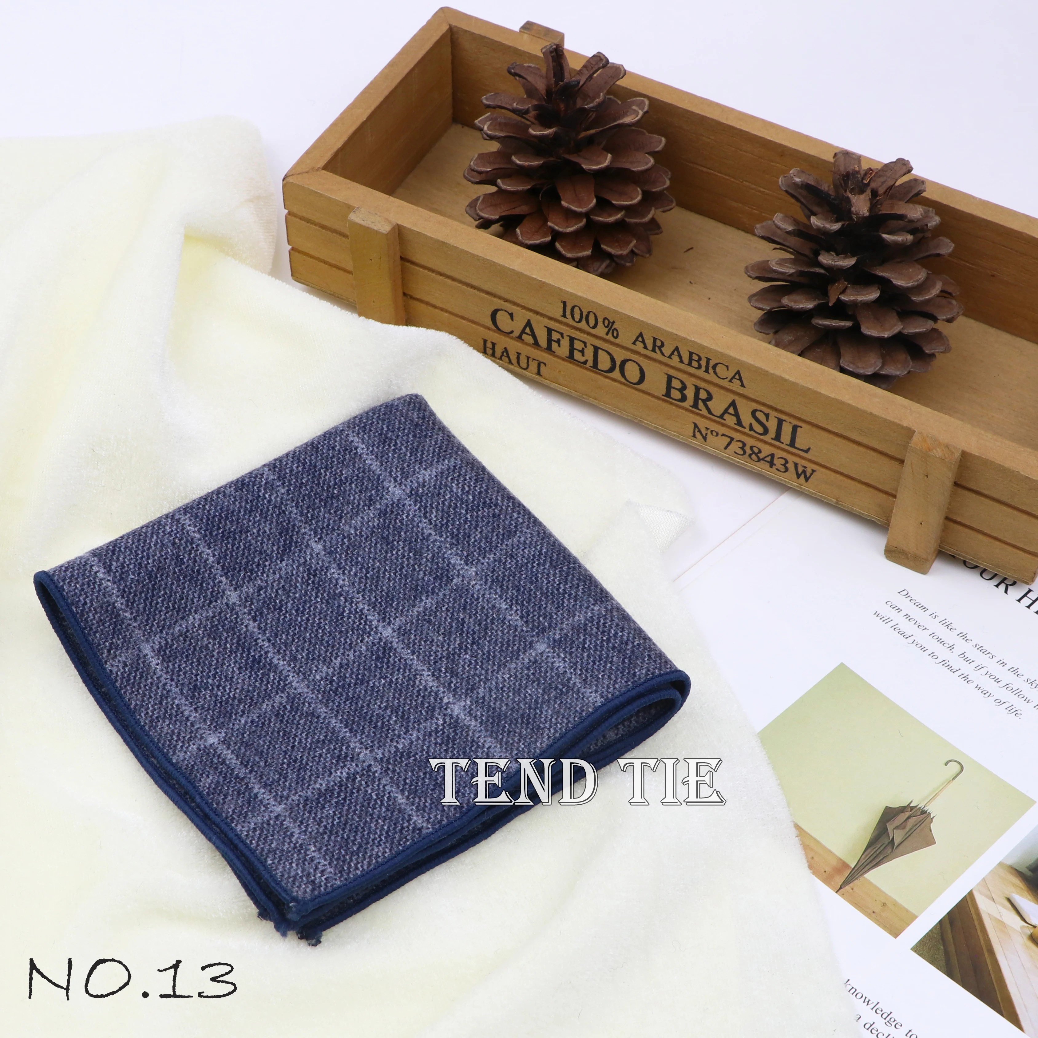 Men's and Women's Sunshine Style Wool Pocket Square Color Handkerchief Leisure Scarf 23cm