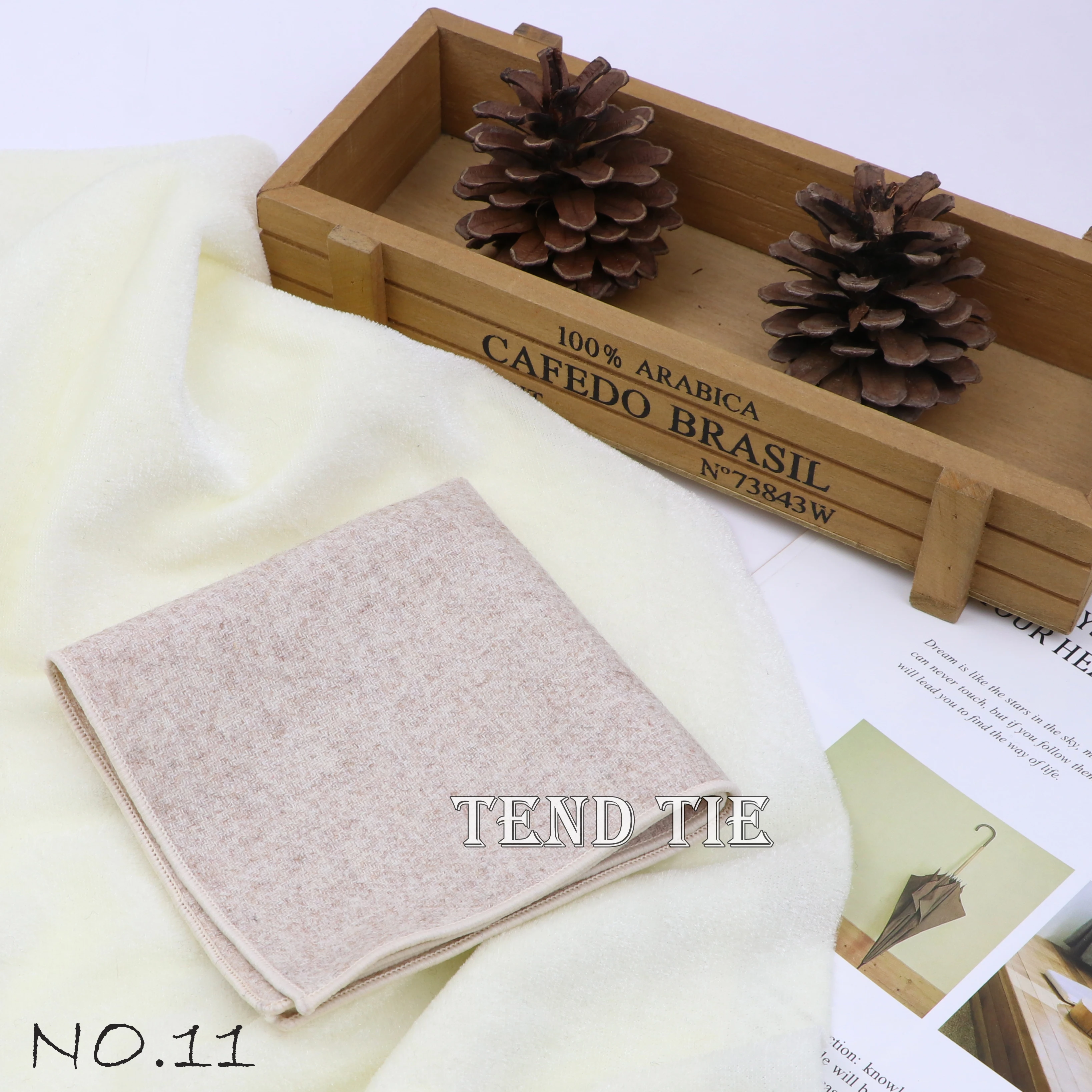 Men's and Women's Sunshine Style Wool Pocket Square Color Handkerchief Leisure Scarf 23cm