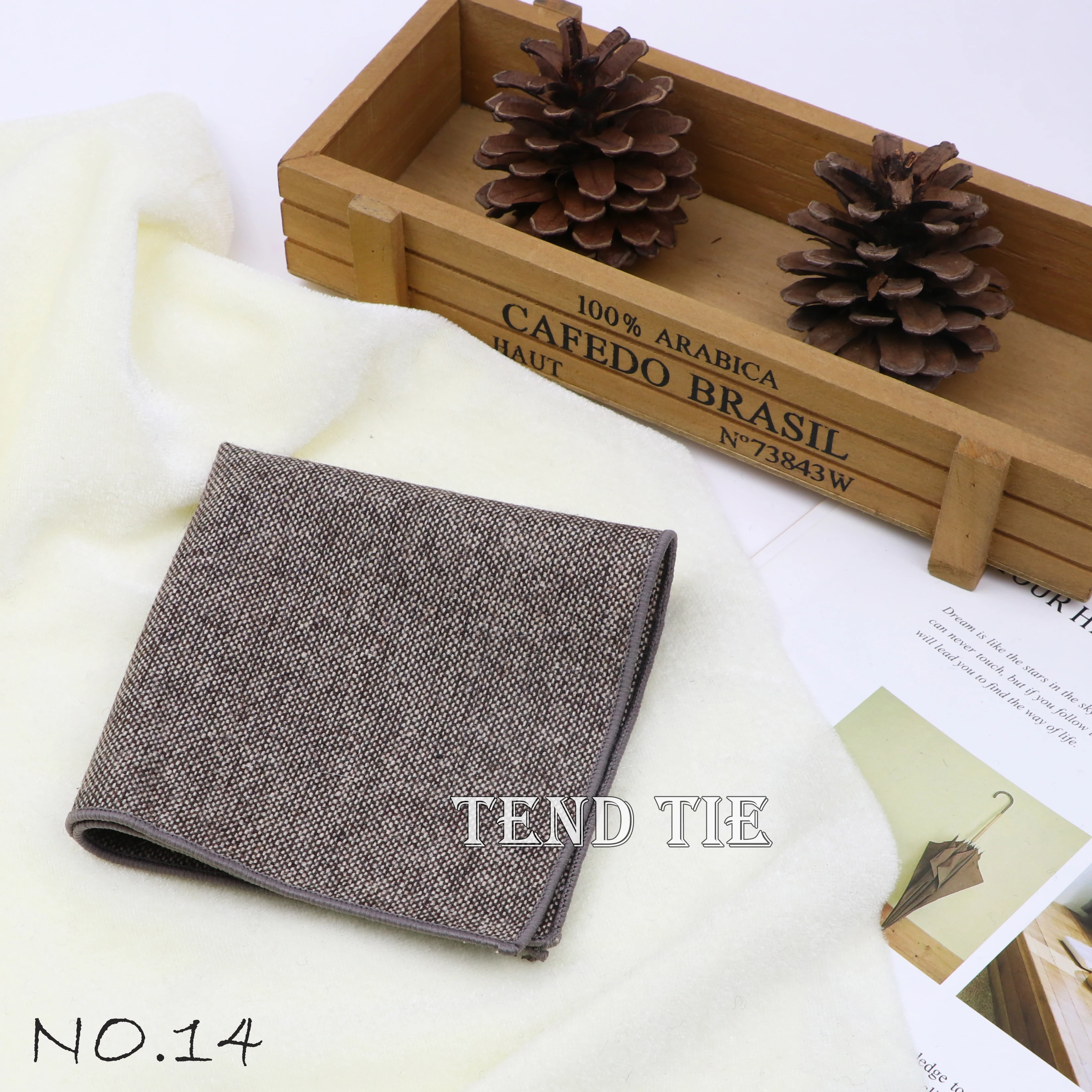 Men's and Women's Sunshine Style Wool Pocket Square Color Handkerchief Leisure Scarf 23cm