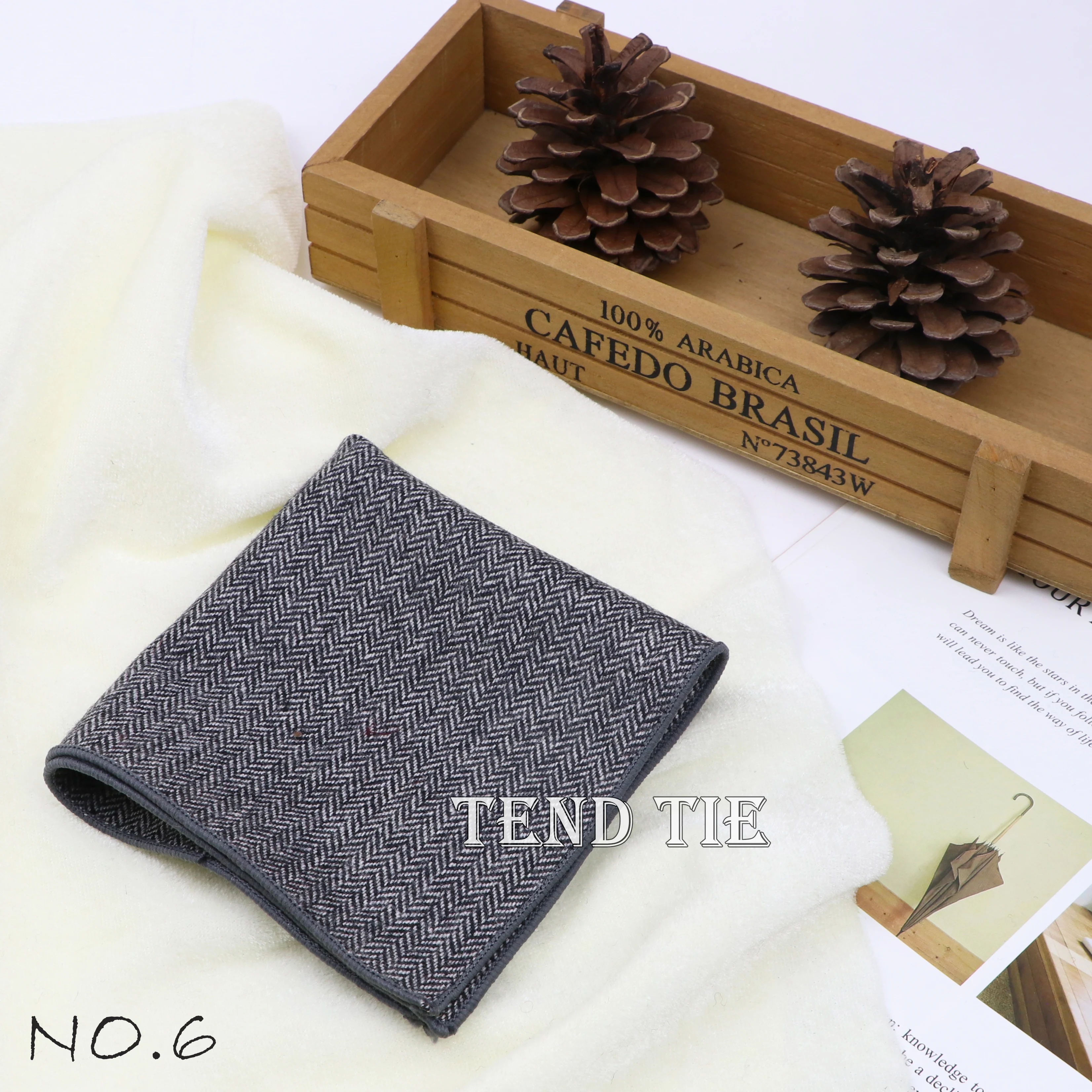 Men's and Women's Sunshine Style Wool Pocket Square Color Handkerchief Leisure Scarf 23cm