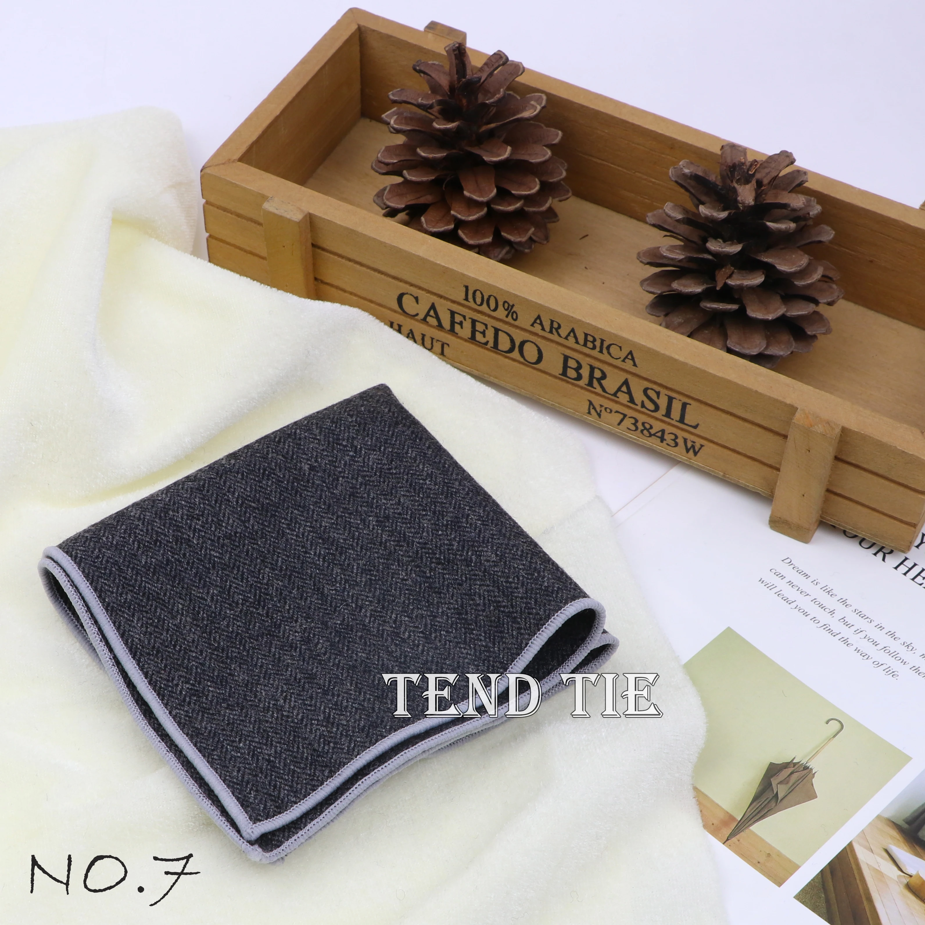 Men's and Women's Sunshine Style Wool Pocket Square Color Handkerchief Leisure Scarf 23cm
