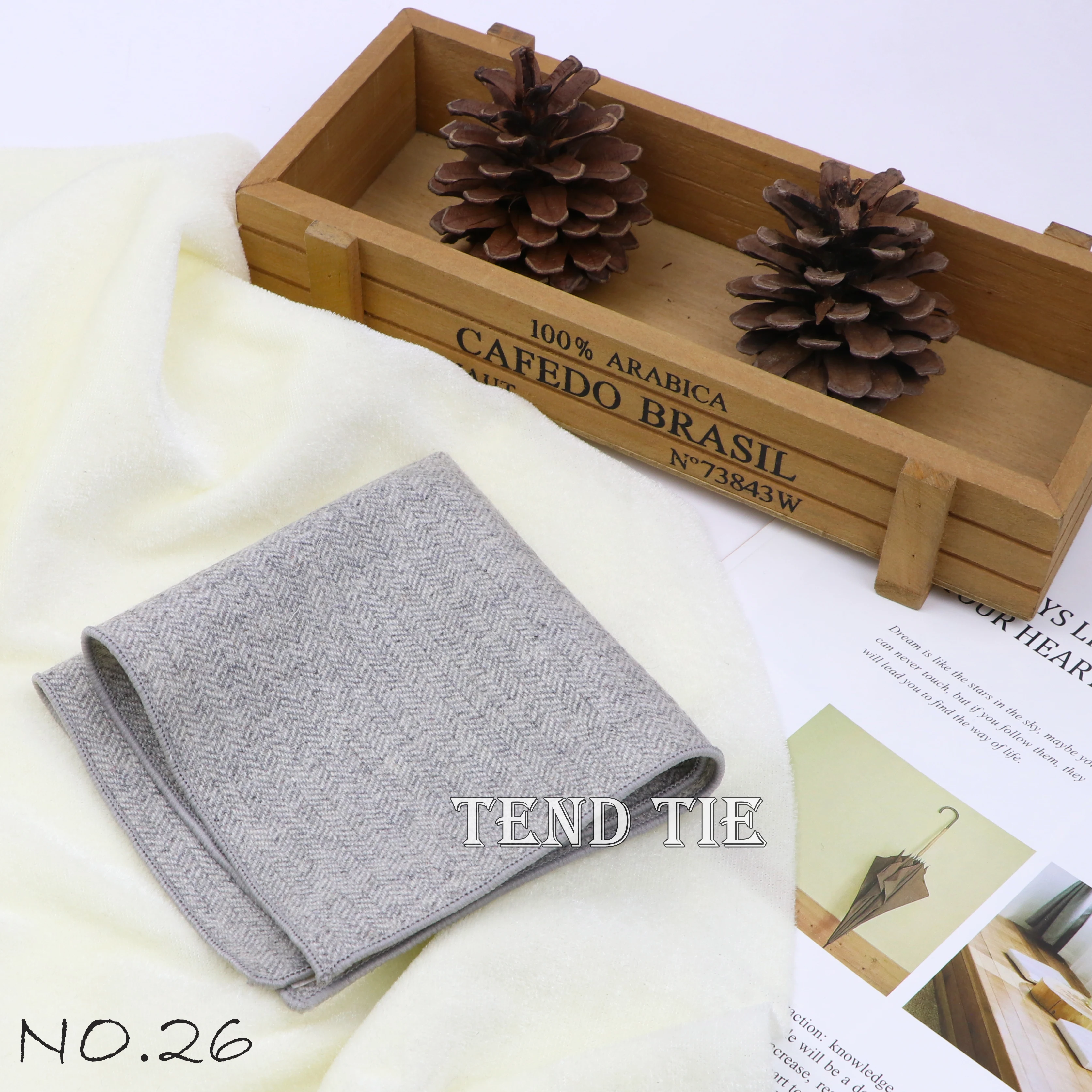 Men's and Women's Sunshine Style Wool Pocket Square Color Handkerchief Leisure Scarf 23cm