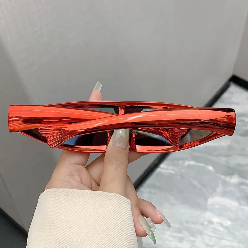 Futuristic One-piece Mirror Personalized Electroplated Sunglasses Women Men 2025 Y2K Steampunk Goggles Rave Party Glasses UV400