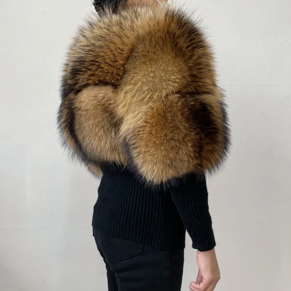 Real Natural Raccoon Jacket Women's Fashion Coats Real Fur Coat Round Neck Warm Thick Hoodie Detachable New Style